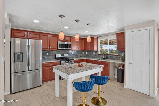 Building Photo - 3629 E Winchcomb Dr