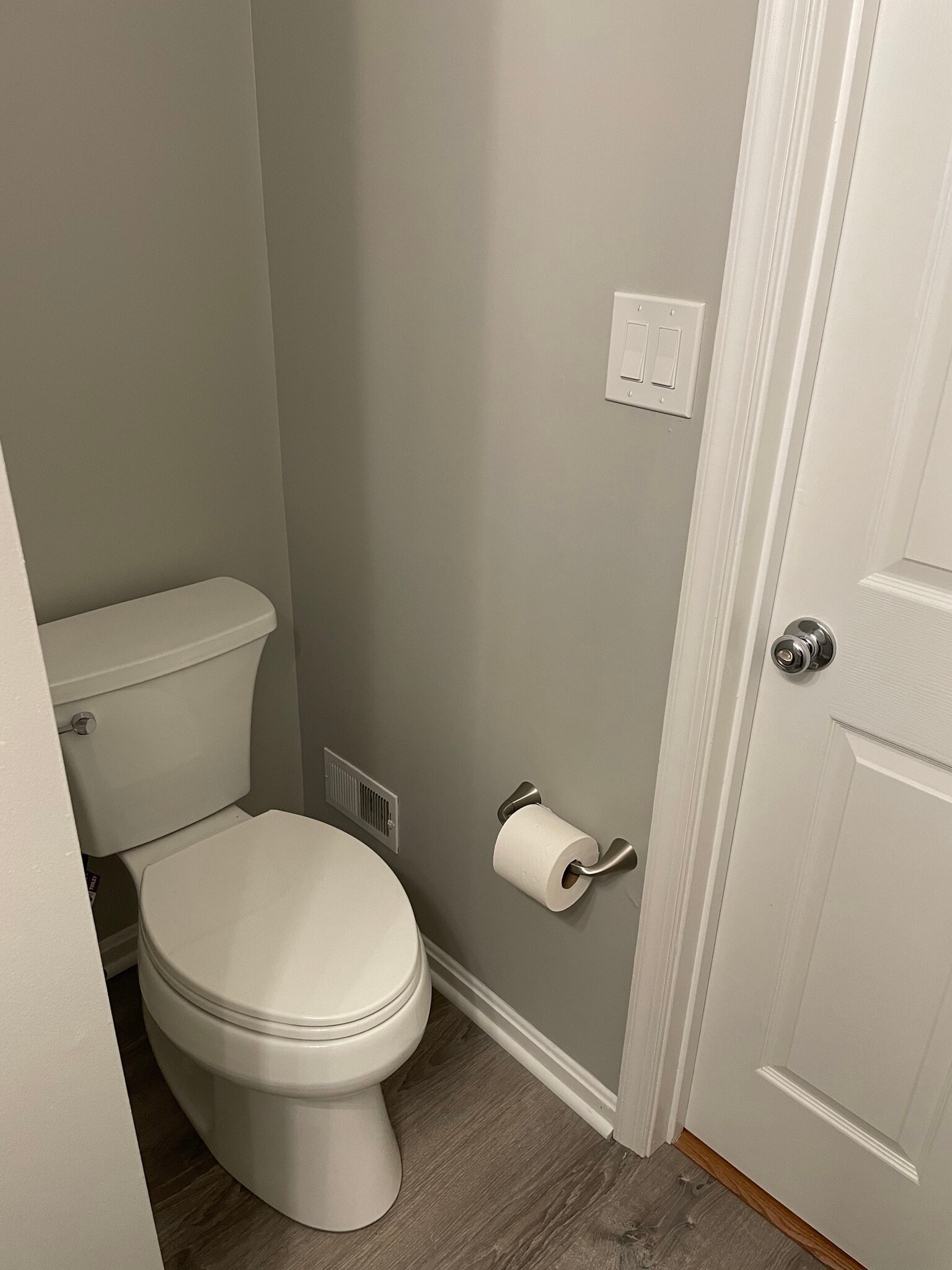 Main floor half bath - 3922 Kathryn Jean Ct