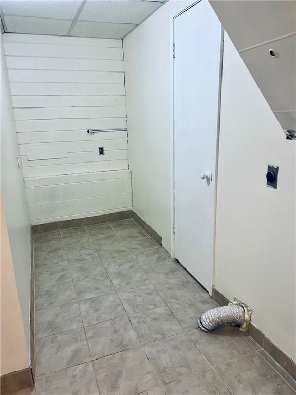 Building Photo - 4005 Shallowford Rd