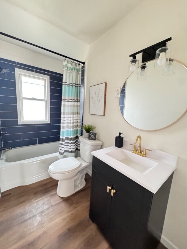 Building Photo - 1609 Foster Dr