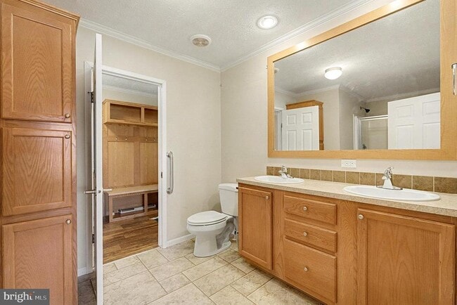 Building Photo - 24076 Zachary Taylor Hwy