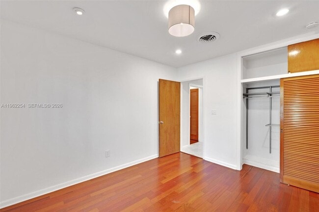 Building Photo - 6630 SW 102nd St