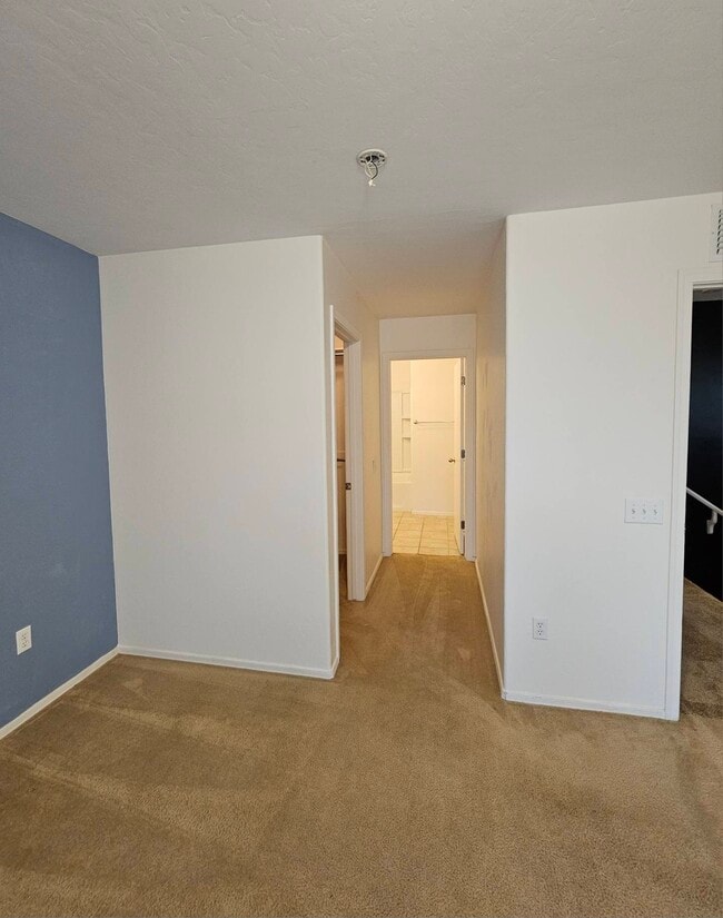 Building Photo - 6047 S Cedar Elm Ln