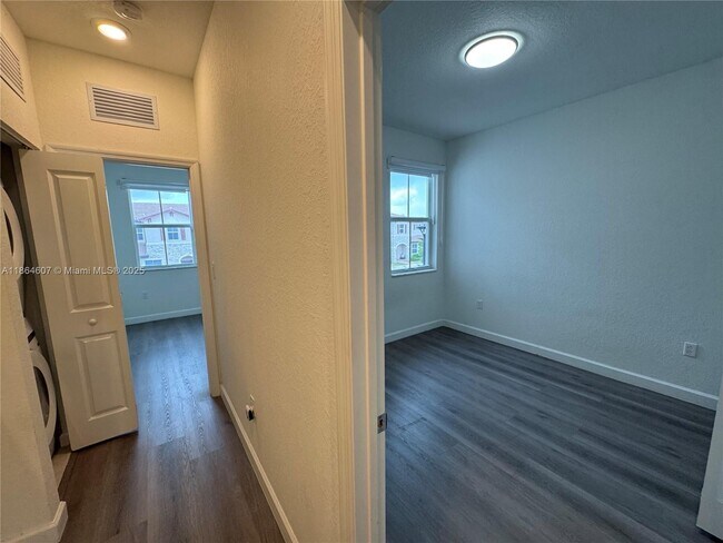 Building Photo - 12366 NW 23rd Ct