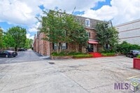 Building Photo - Stylish 2-Bed, 2-Bath Condo in Vibrant Mid...