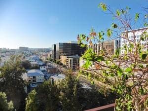 Building Photo - 321 S San Vicente Blvd