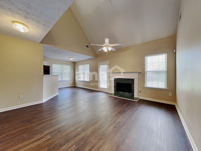 Building Photo - 448 Ash Trace Ln