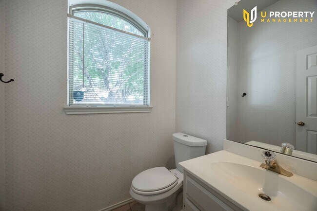 Building Photo - What's special