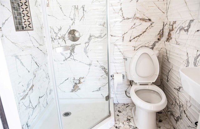 Building Photo - 6781 Jacaranda Ave