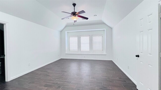 Building Photo - 9711 Dill Canyon Ln