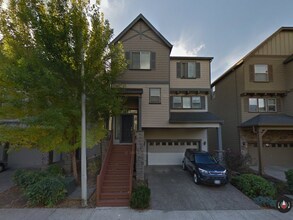 Building Photo - 20676 SW Sister Ln