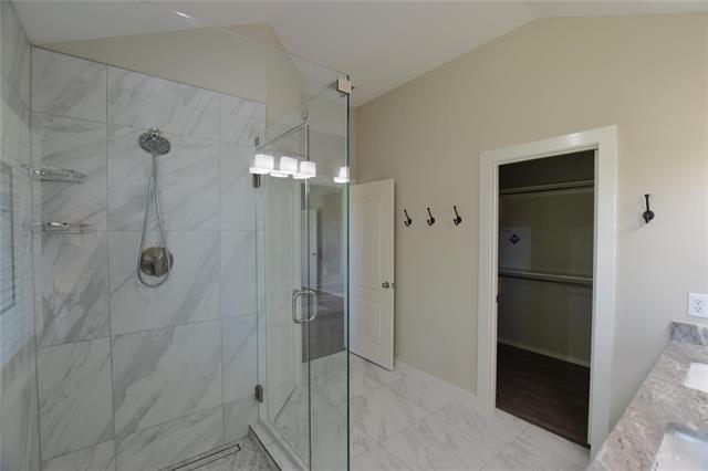 Building Photo - 2757 Cascade Cove Dr