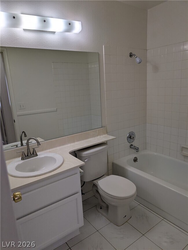 Building Photo - 4424 Honeycomb Dr