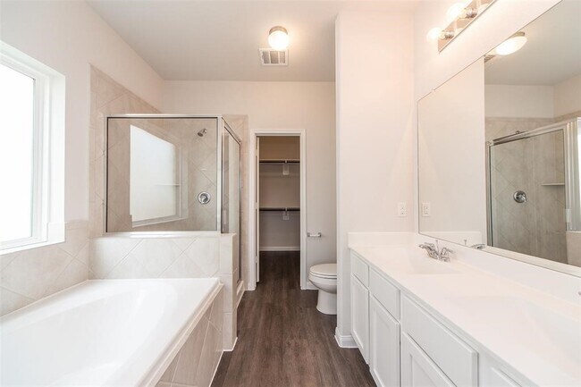 Building Photo - 2922 Orchid Ranch Dr
