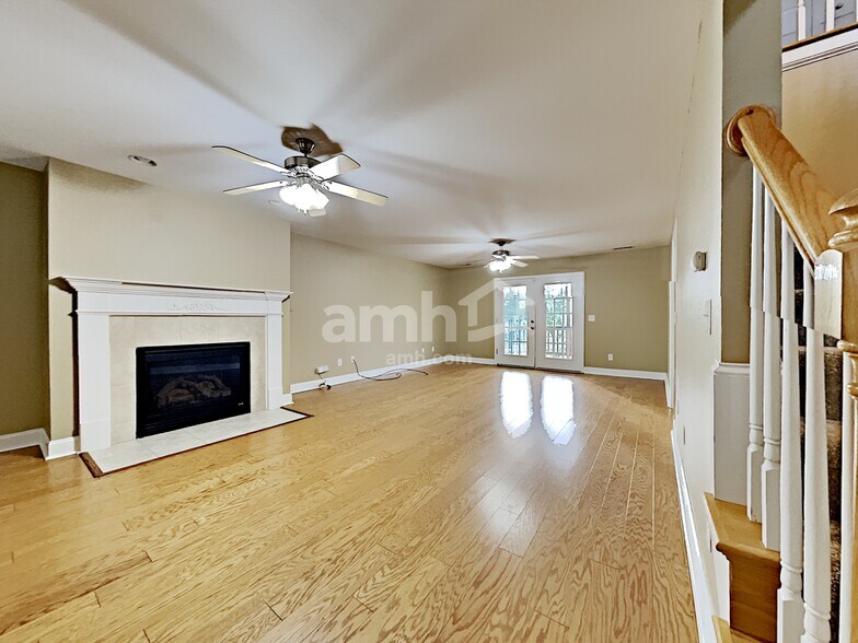 Building Photo - 5367 Summer Rose Blvd