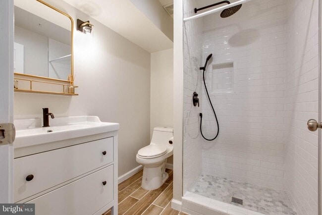 Building Photo - 7599 Taunton Ct