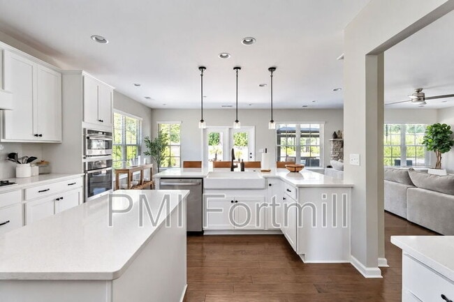 Building Photo - 3138 Montreaux Valley Dr