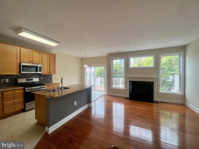 Building Photo - 22106 Fair Garden Ln