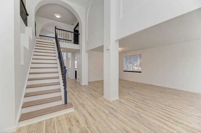 Building Photo - 5610 Heartland Ct