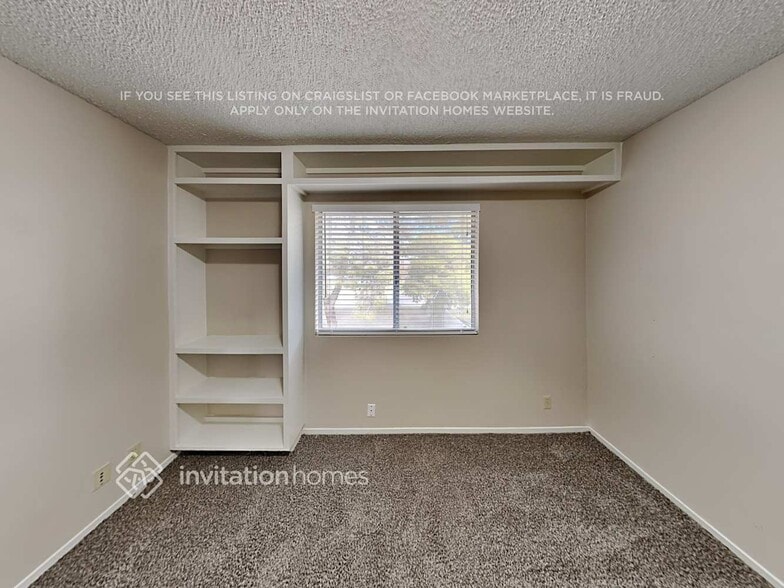 Building Photo - 7008 English Mist Cir