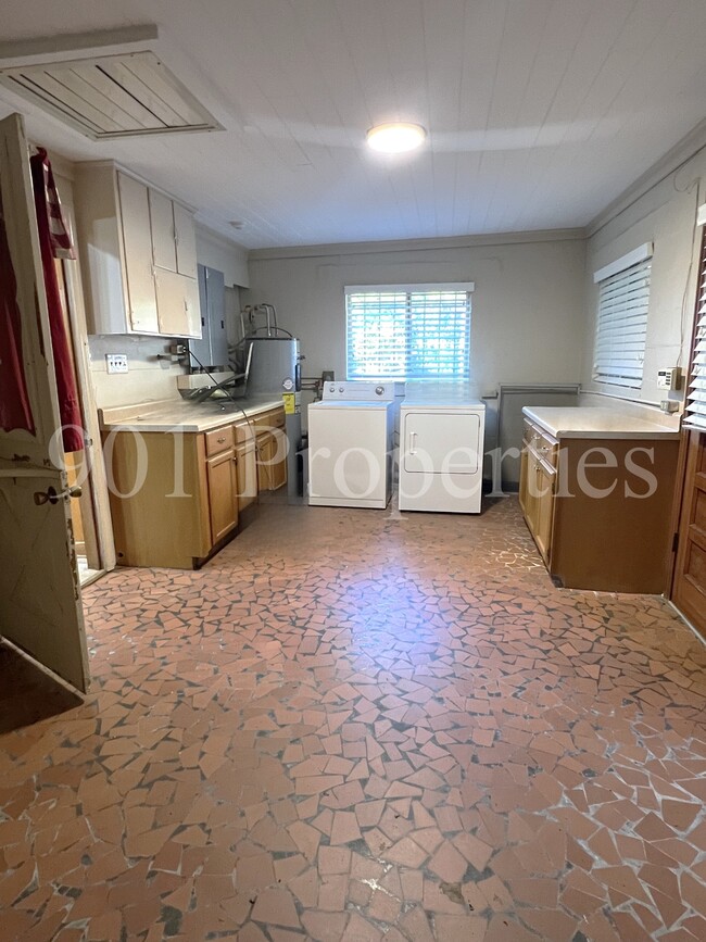 Building Photo - 4958 Forest Hill Irene Rd