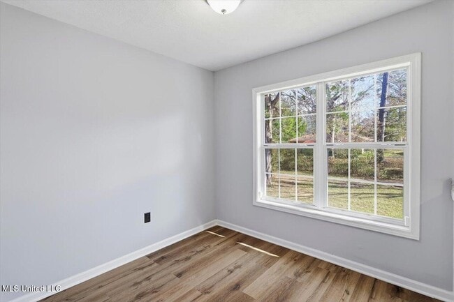 Building Photo - 936 Jenkins St