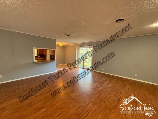 Building Photo - 4455 S 5th St