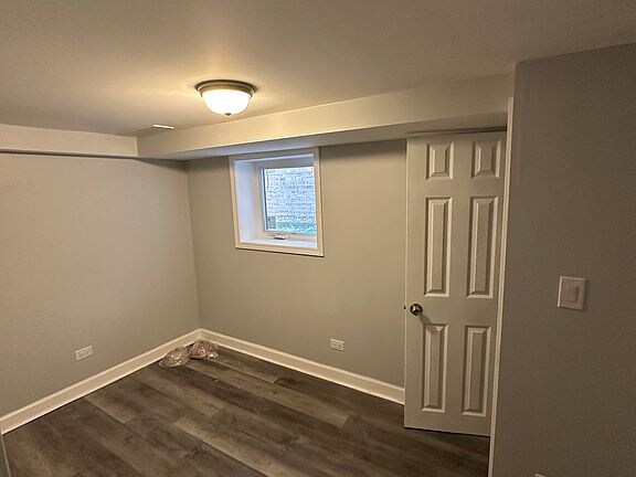 Building Photo - 1823 Oak Park Ave