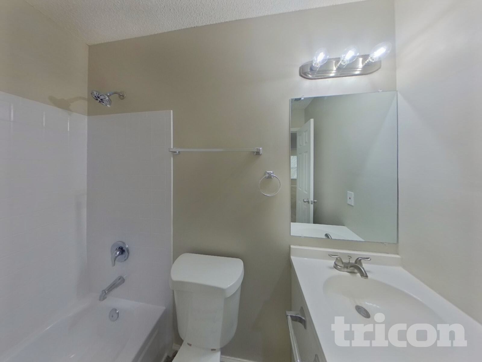 Building Photo - 13113 Woodland Farm Dr