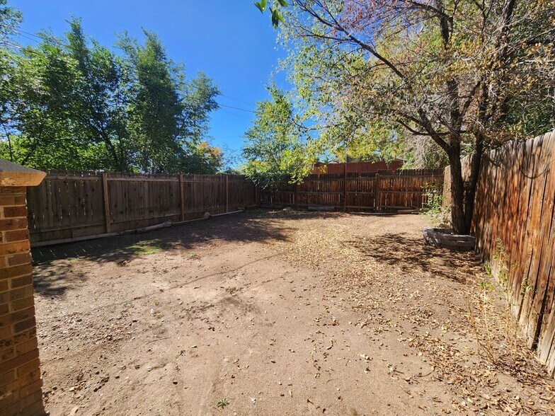 Building Photo - 3415 S Canosa Ct