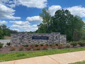 Building Photo - 515 Brushford Ln