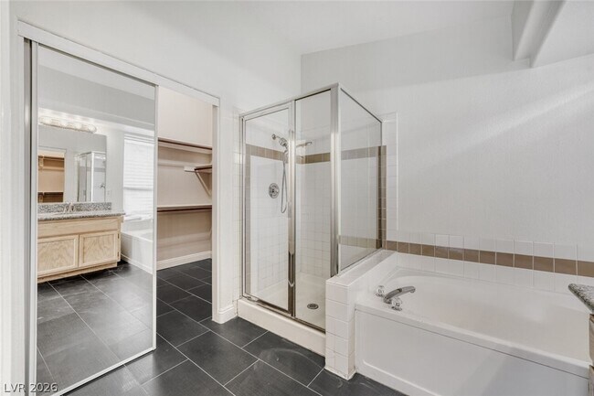 Building Photo - 8533 Sierra Cima Ln