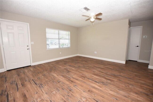 Building Photo - 1224 Waterview Blvd E