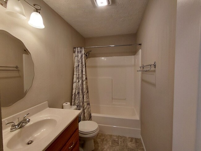 Building Photo - City of Rolla