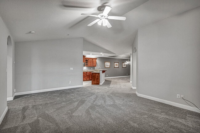 Building Photo - 4666 Sagewood Cir