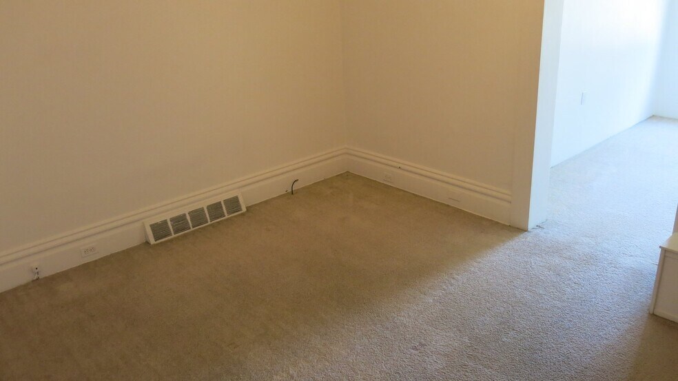 4707#1 - 4707 Maripoe St