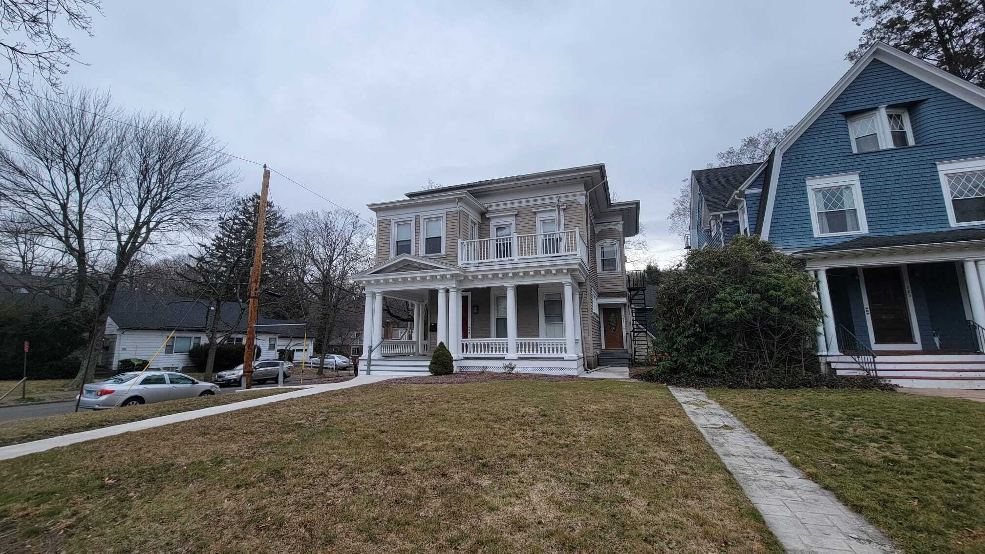 Building Photo - 787 Whitney Ave