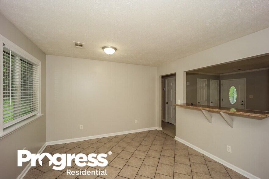 Building Photo - 5539 Hall Cir