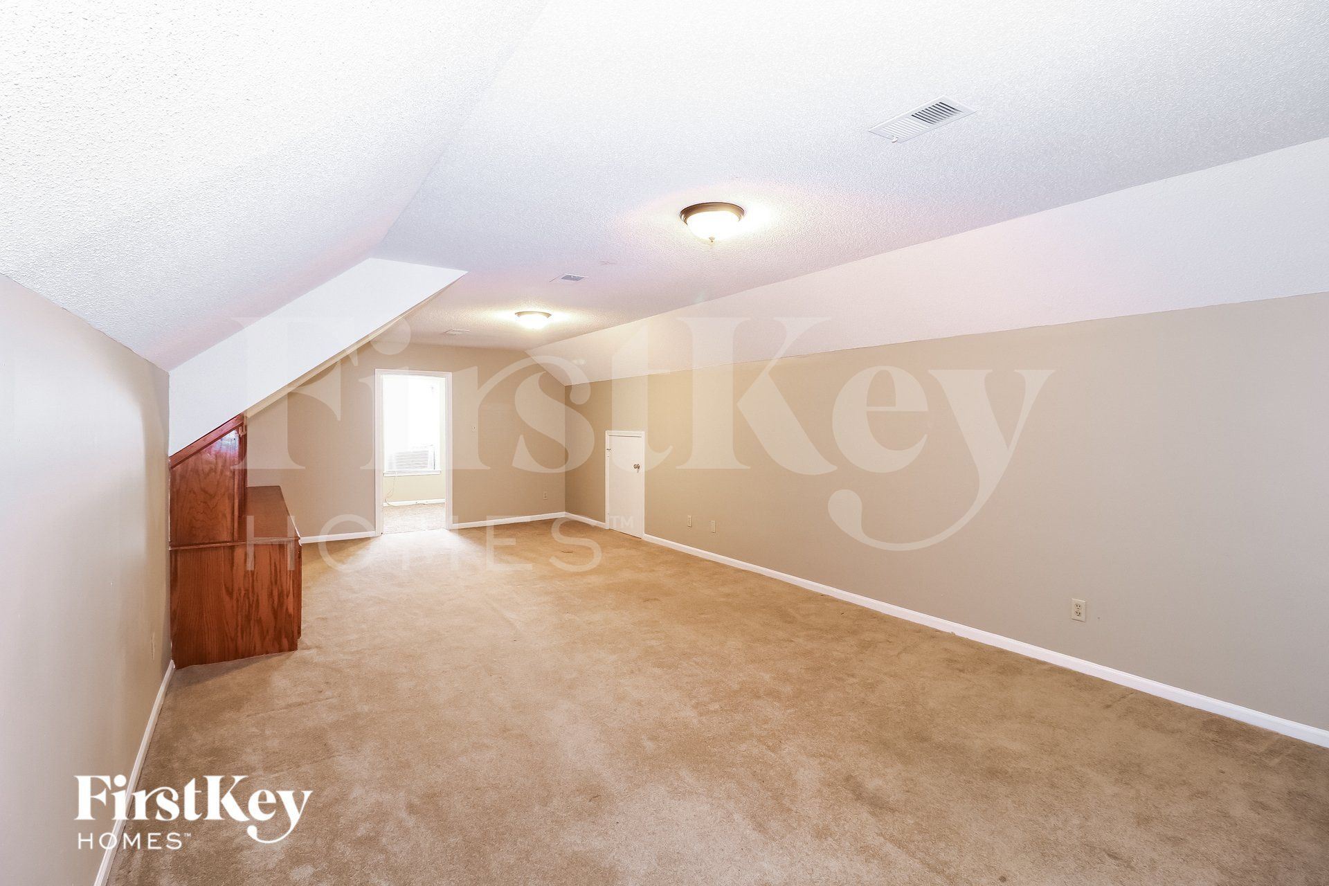 Building Photo - 8093 Cinders Rd