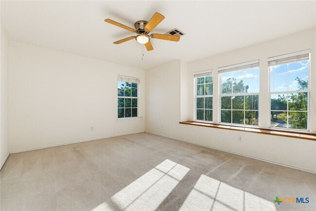 Building Photo - 2416 Catawba Loop