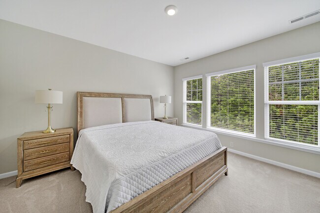 Building Photo - 45008 Wigeon St