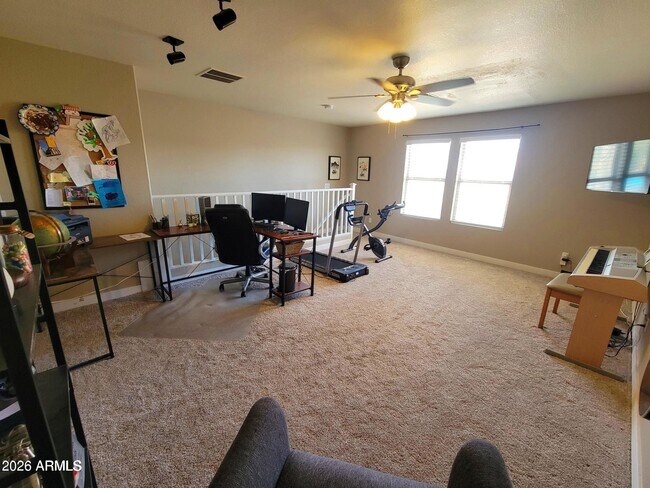 Building Photo - 10841 E Forge Cir