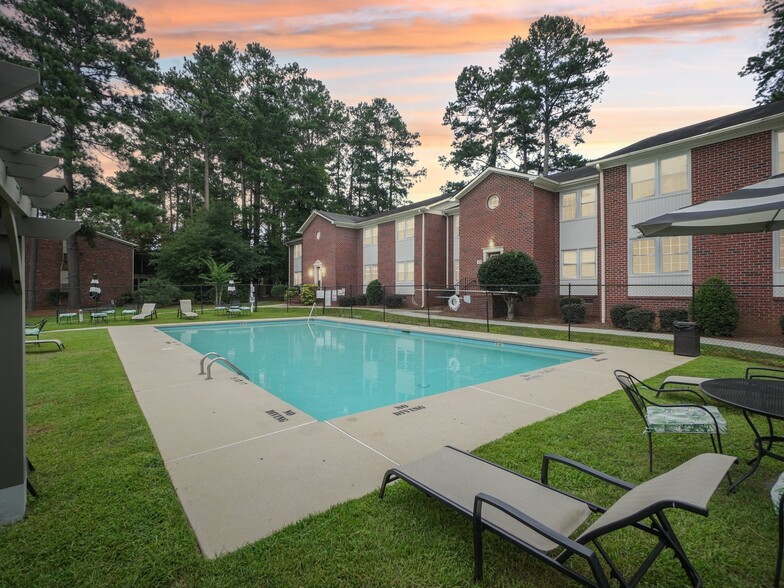 Building Photo - Morganton Arms Apartments