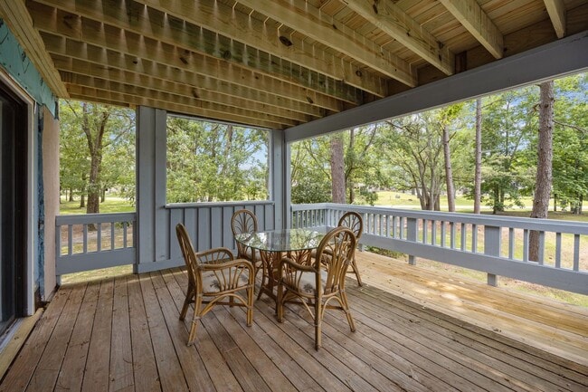 Building Photo - Water Views 2BR/2BA Open & Airy Condo Fair...