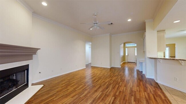 Building Photo - 327 Bernburg Ln