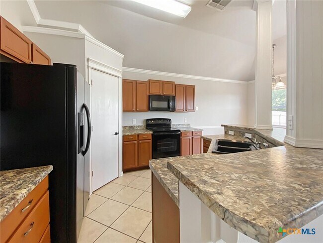 Building Photo - 8314 Sunset Trail