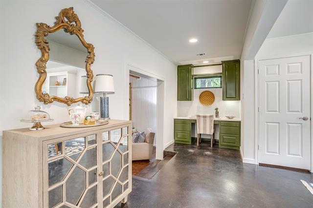 Building Photo - 624 Edgefield Rd