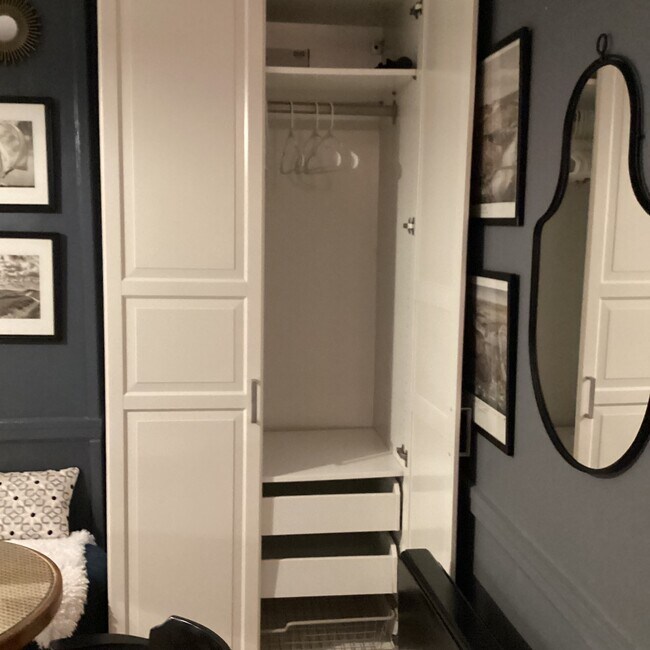 Building Photo - 21 Beacon St