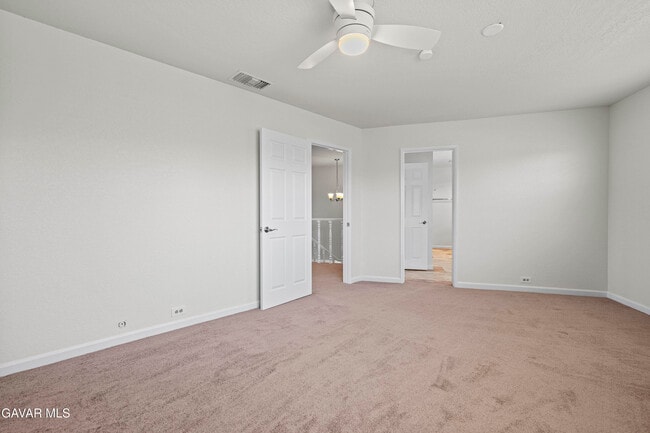 Building Photo - 13620 Pales Rd
