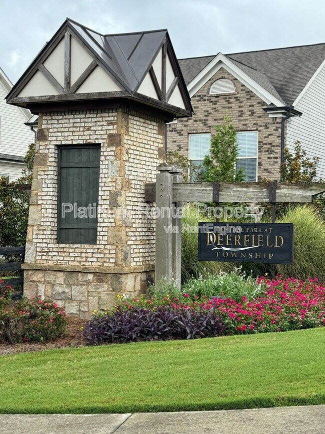 Building Photo - 705 Fieldcrest Park Ln